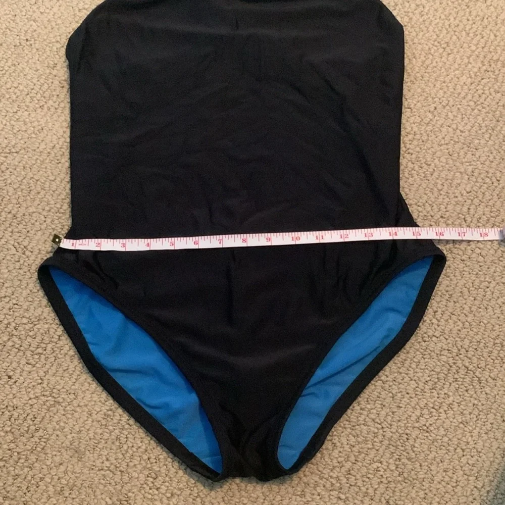 TYR swim suit see measurements - Picture 3 of 4